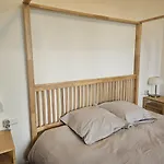 Magnifique Lumineux Dans Chateau Avec Piscine Apartament