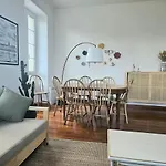 Apartament Magnifique Lumineux Dans Chateau Avec Piscine Escos