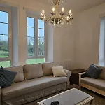 Apartament Magnifique Lumineux Dans Chateau Avec Piscine Escos