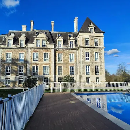 Magnifique Lumineux Dans Chateau Avec Piscine Διαμέρισμα Escos